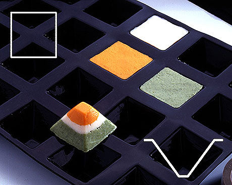 GN 1/2 Silikon-Backmatte Pyramide, 9 Formen